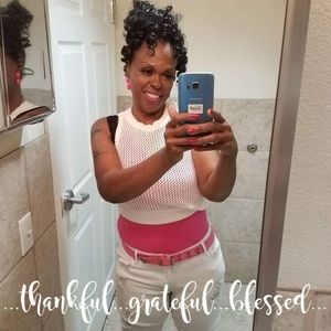 Meet your Posher, Waymona